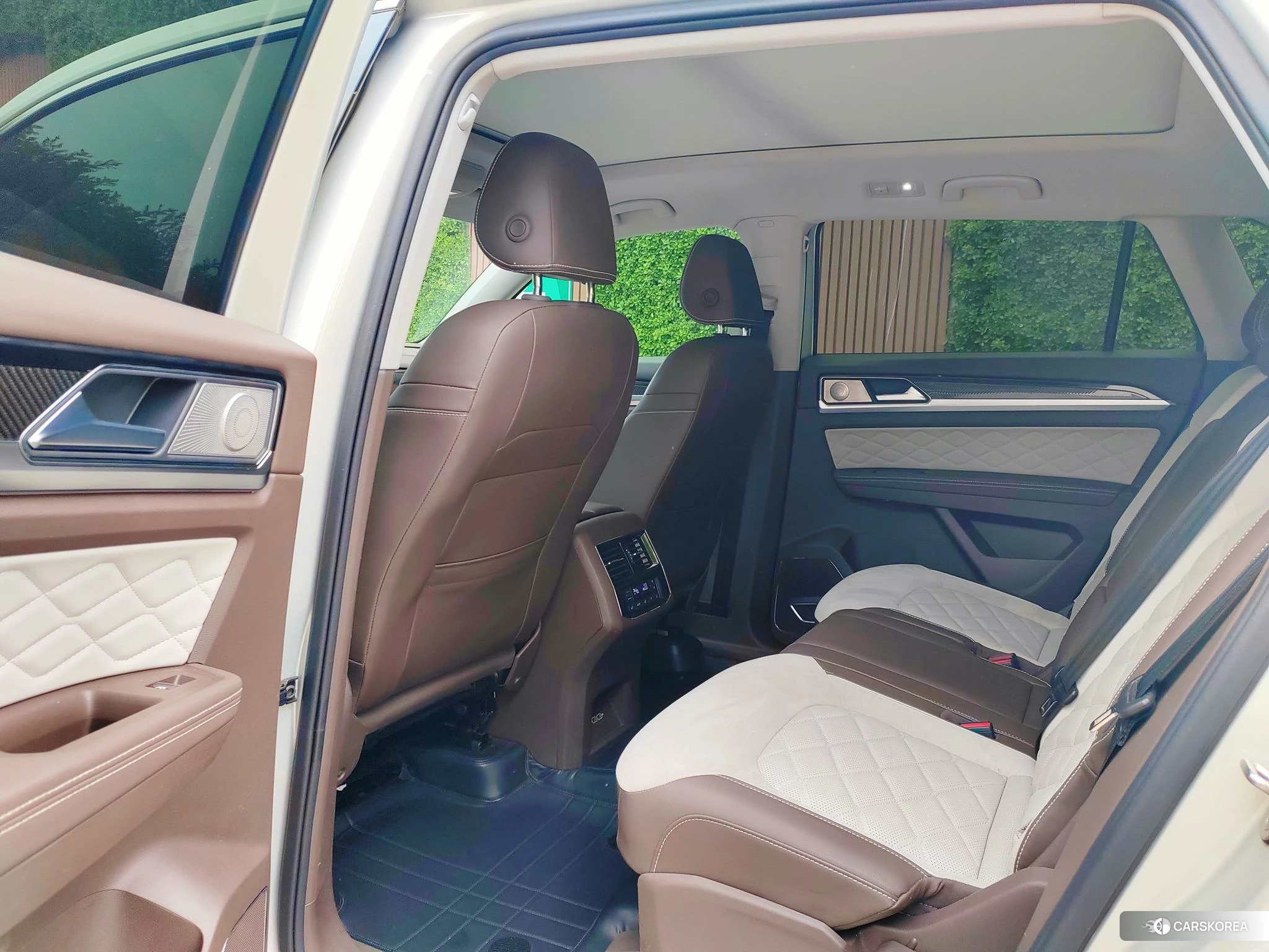 Volkswagen Teramont 2020 Серебристо-серый из Китая