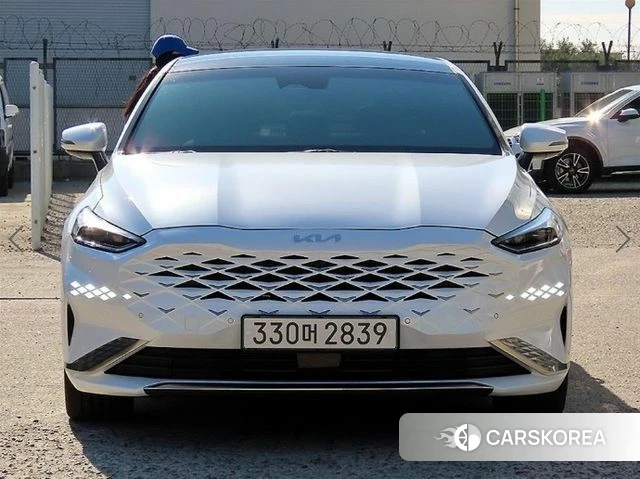 Kia K8 2022 Белый из Кореи