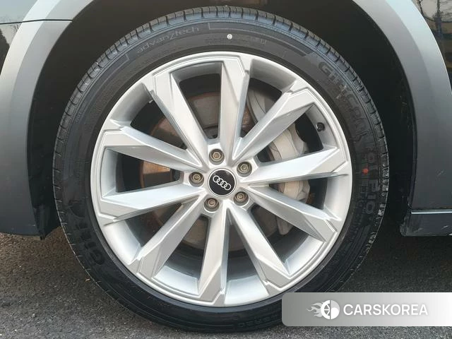 Audi A6 2021 Черный из Китая