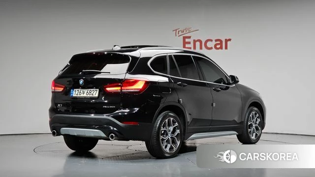 BMW X1 (F48) 2021 Черный из Кореи