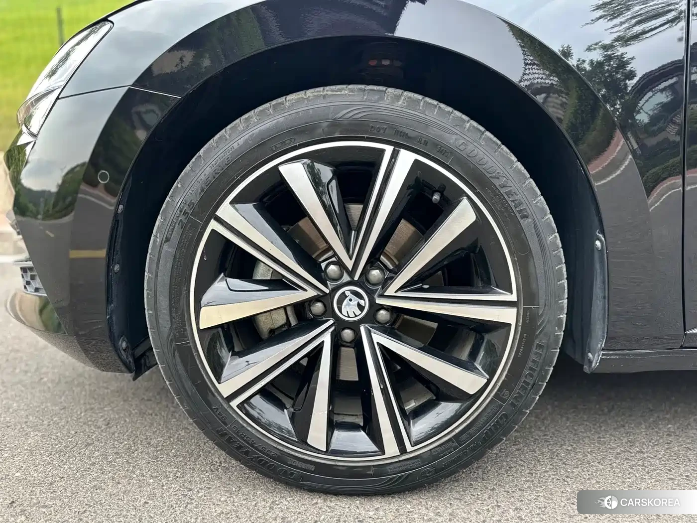 Skoda Superb 2023 Черный из Китая