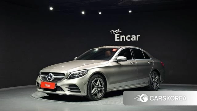 Mercedes-Benz C-Class W205 2019 Серебристо-серый из Кореи