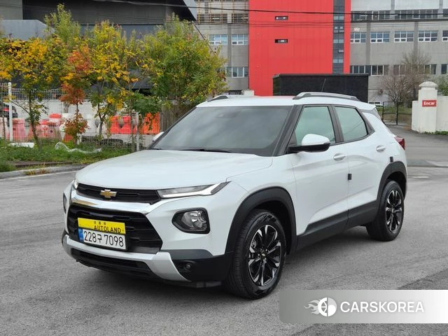 Chevrolet (GM Daewoo) Trailblazer 2022 Белый из Кореи