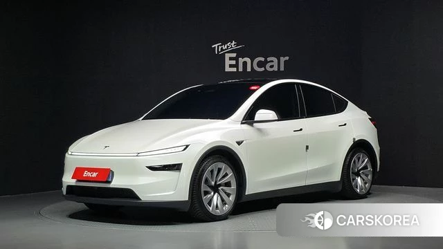 Tesla Model Y 2025 Белый из Кореи