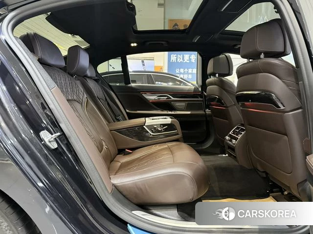 BMW 7 series 2021 Черный из Китая