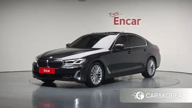 BMW 5 Series (G30) 2022 Серый из Кореи