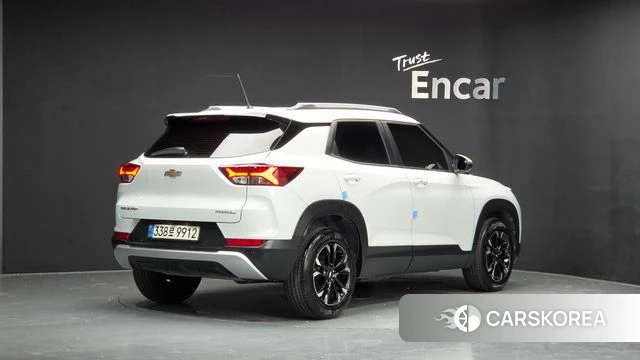 Chevrolet (GM Daewoo) Trailblazer 2020 Белый из Кореи