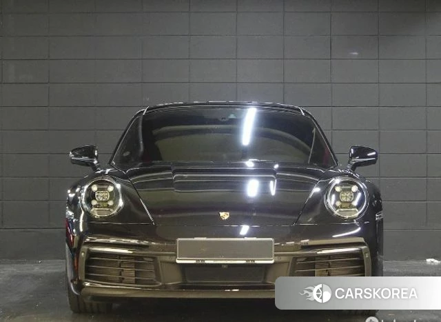Porsche 911(992) 2022 Черный из Кореи