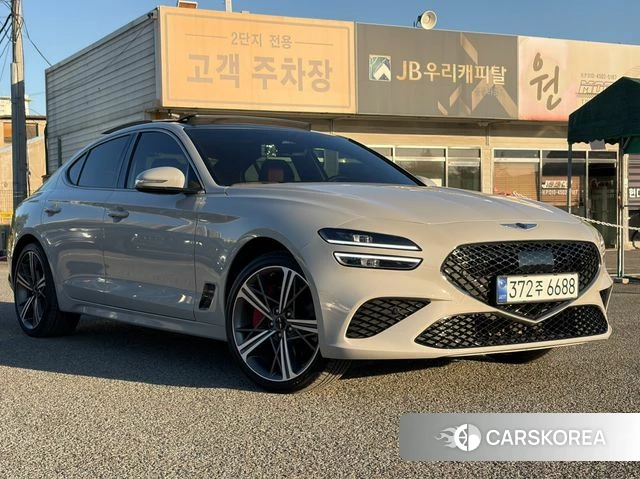 Genesis The New G70 2023 Серебристо-серый из Кореи