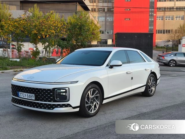 Hyundai Grandeur (GN7) 2023 Белый из Кореи
