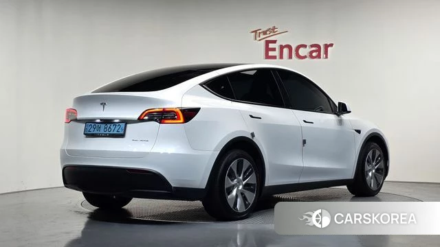 Tesla Model Y 2022 Белый из Кореи