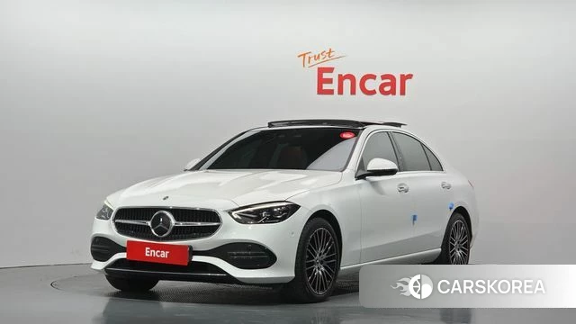 Mercedes-Benz C-Class W206 2022 Белый из Кореи