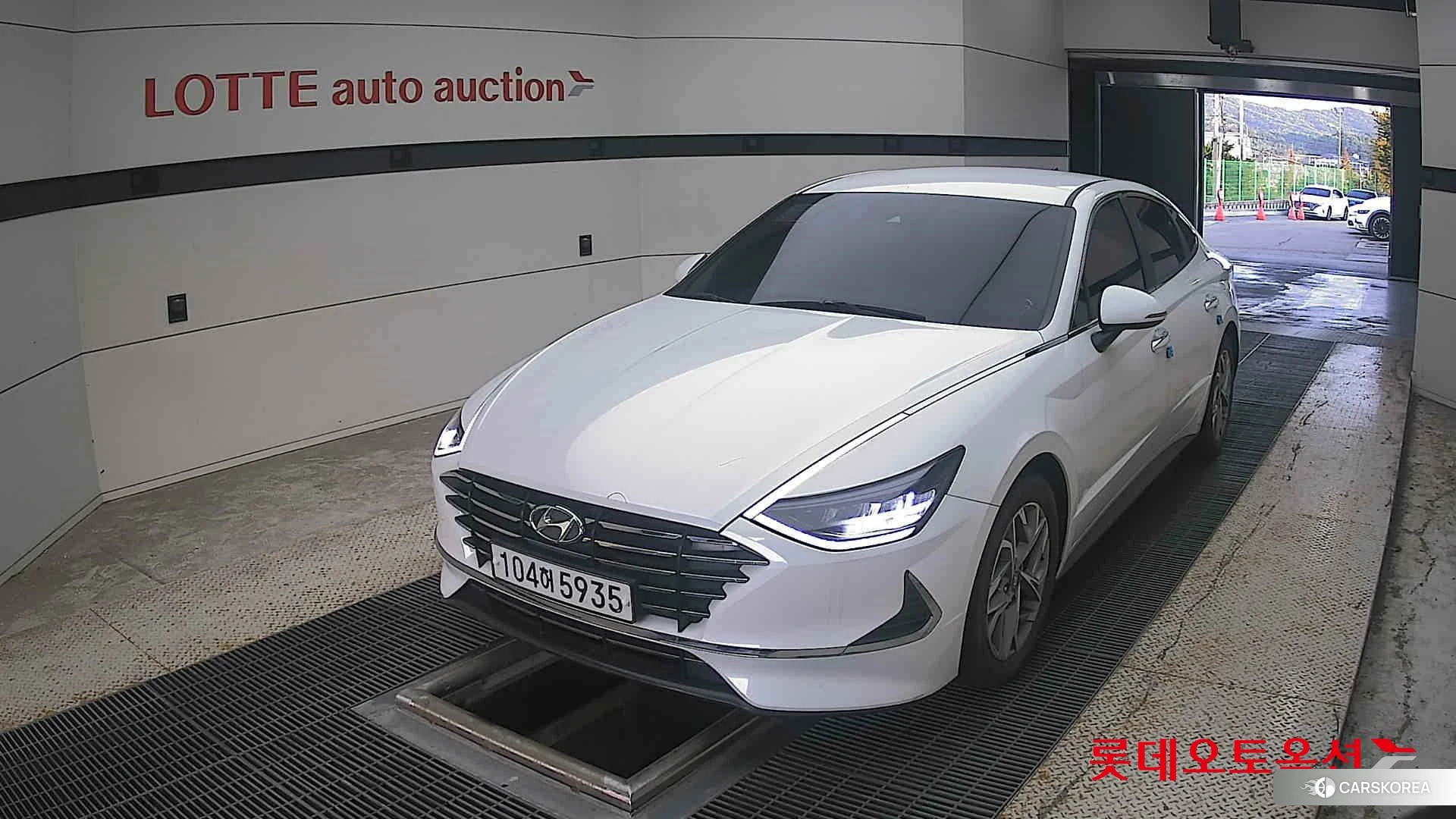 Hyundai Sonata 2021 White cream (optional) из Кореи
