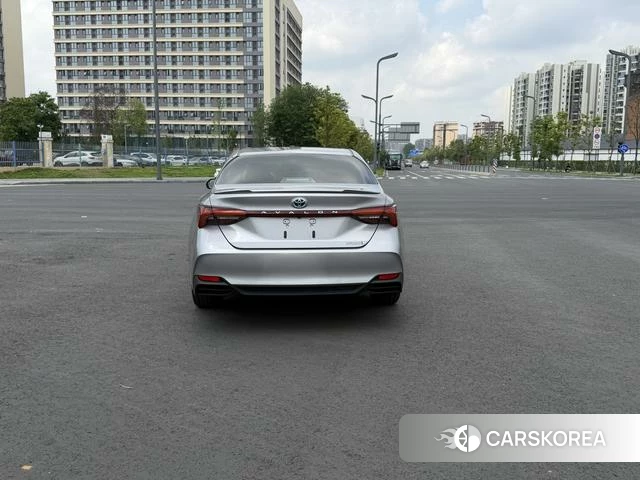 Toyota Avalon 2021 Темно-серый из Китая