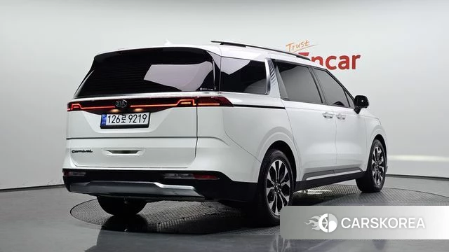 Kia Carnival 4th generation 2021 Белый из Кореи