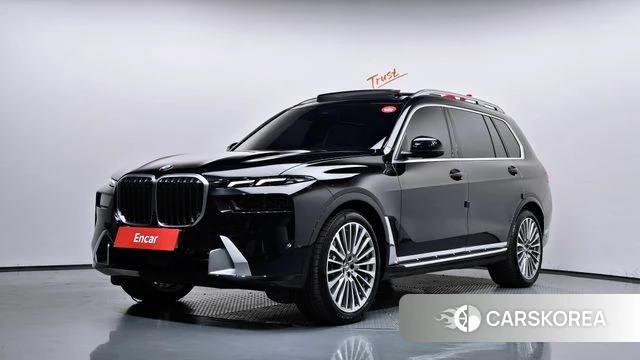BMW X7 (G07) 2025 Черный из Кореи