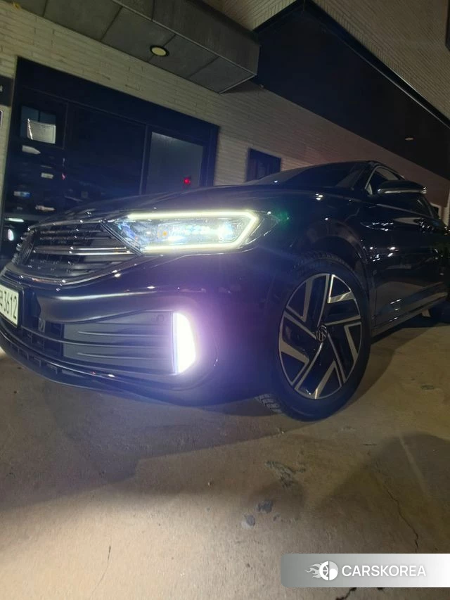 Volkswagen 7th Generation of Jetta 2023 Черный из Кореи