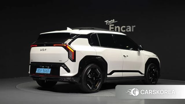 Kia EV3 2024 Белый из Кореи