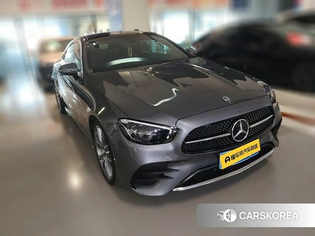 Mercedes-Benz E-Class 2023 Темно-серый из Китая