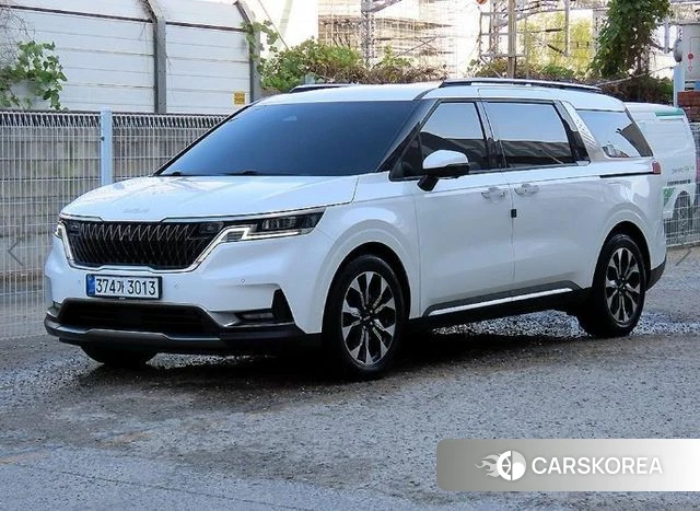 Kia Carnival 4th generation 2022 Белый из Кореи
