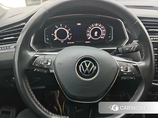Volkswagen Tiguan L 2021 Белый из Китая