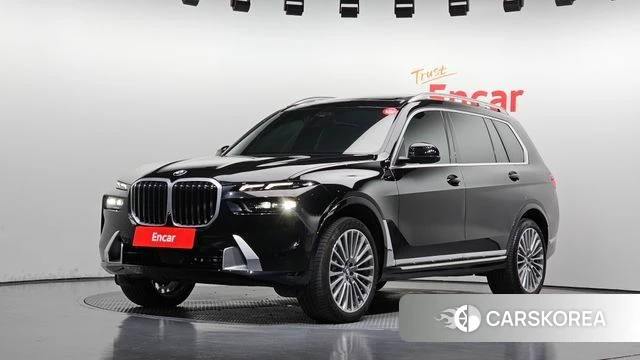 BMW X7 (G07) 2023 Черный из Кореи