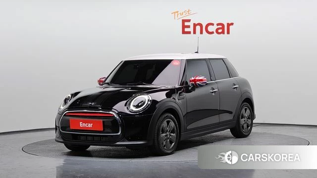 Mini Cooper 2022 Черный из Кореи