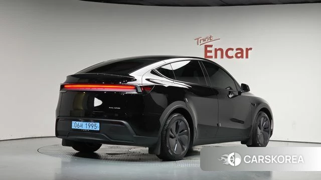 Tesla Model Y 2026 Черный из Кореи