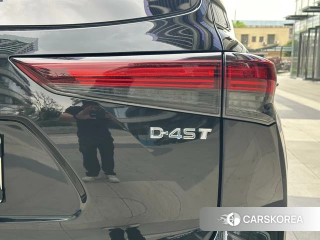 Toyota Crown 2023 Черный из Китая