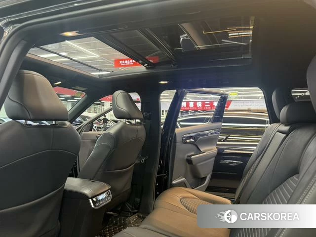 Toyota Crown 2023 Черный из Китая