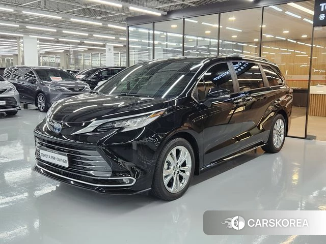 Toyota Sienna 4th Generation 2022 Черный из Кореи