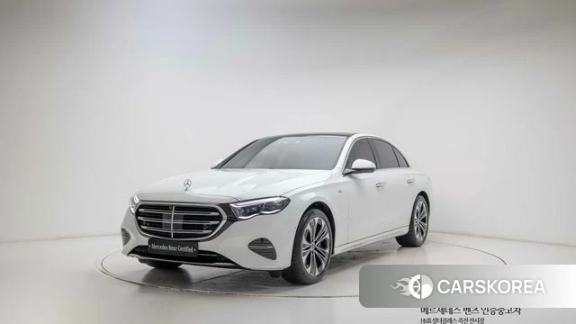 Mercedes-Benz E-Class W214 2026 Белый из Кореи