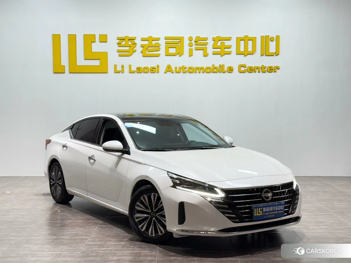 Nissan Altima 2022 Белый из Китая