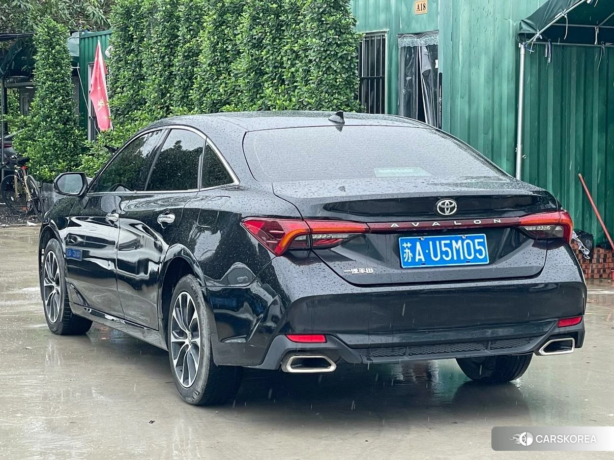 Toyota Avalon 2022 Черный из Китая