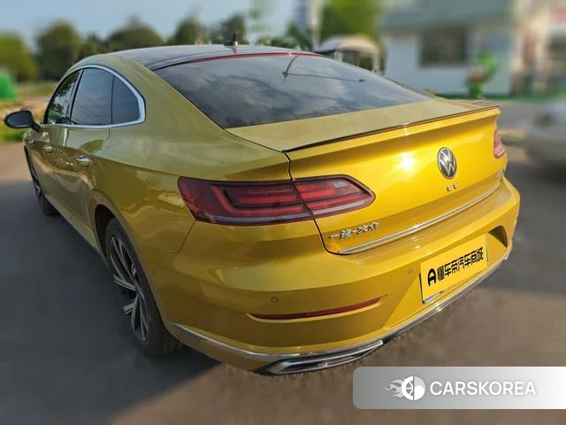 Volkswagen CC 2021 Желтый из Китая