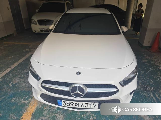 Mercedes-Benz A-Class W177 2021 Белый из Кореи