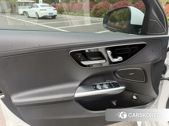 Mercedes-Benz C-class 2023 Белый из Китая