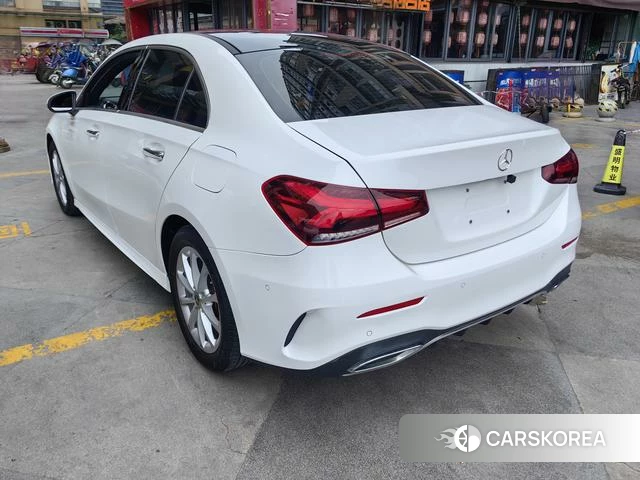 Mercedes-Benz A-Class 2021 Белый из Китая