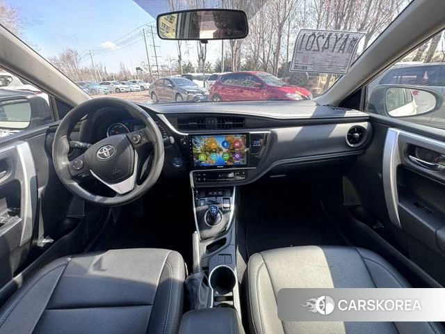 Toyota Levin 2021 Белый из Китая