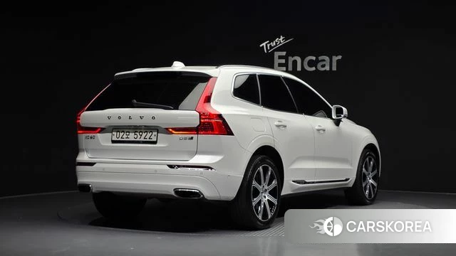 Volvo XC60 second Generation 2018 Белый из Кореи