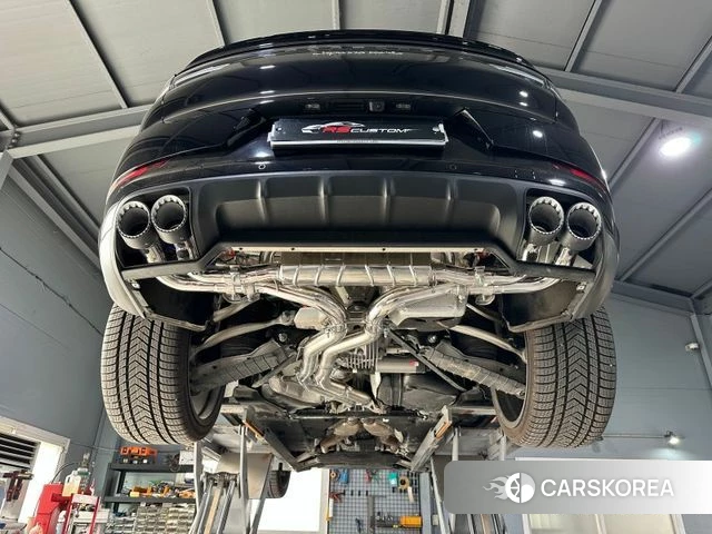 Porsche Cayenne (PO536) 2021 Черный из Кореи
