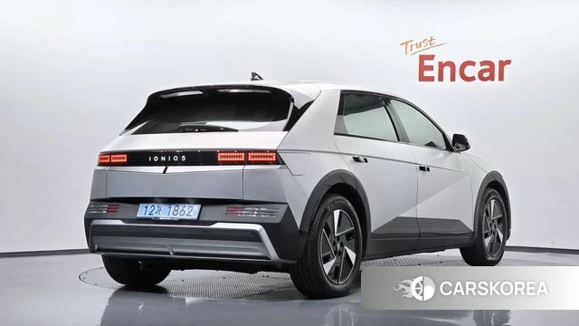 Hyundai The New Ionic 5 2025 Серебристо-серый из Кореи