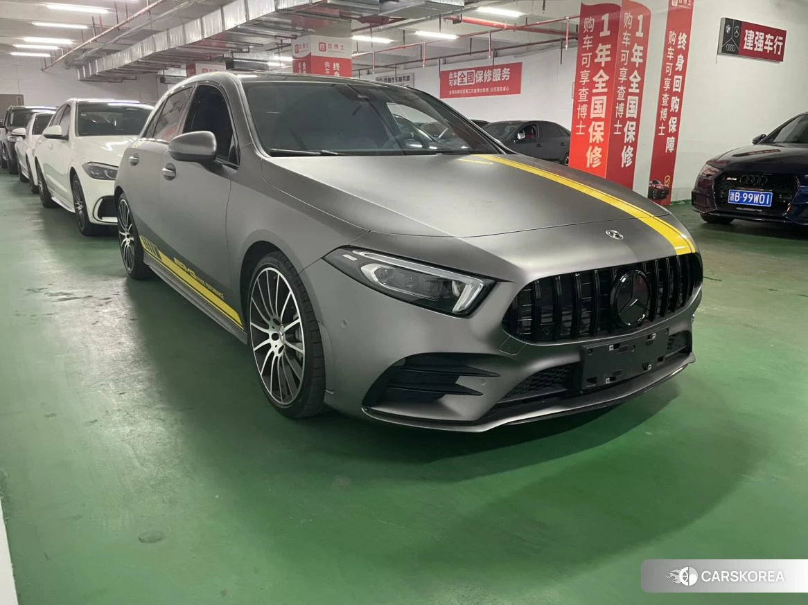 Mercedes-Benz AMG A-Class 2021 Серебристо-серый из Китая