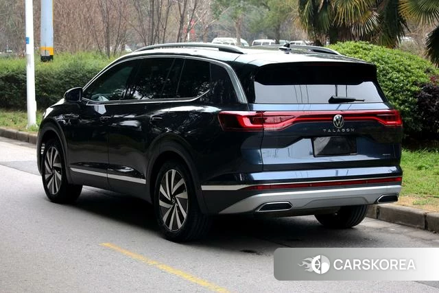 Volkswagen Talagon 2022 Синий из Китая