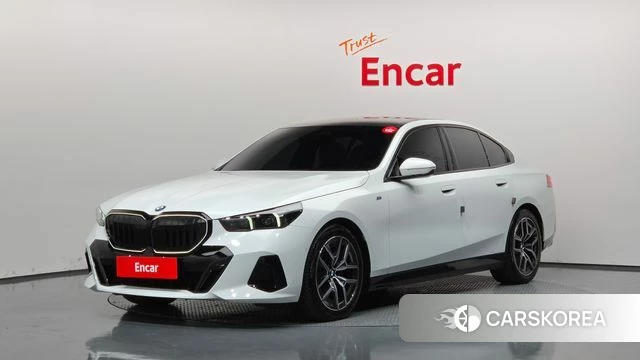 BMW 5 Series (G60) 2024 Белый из Кореи
