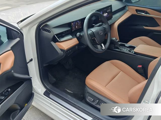Toyota Camry 2024 Белый из Китая