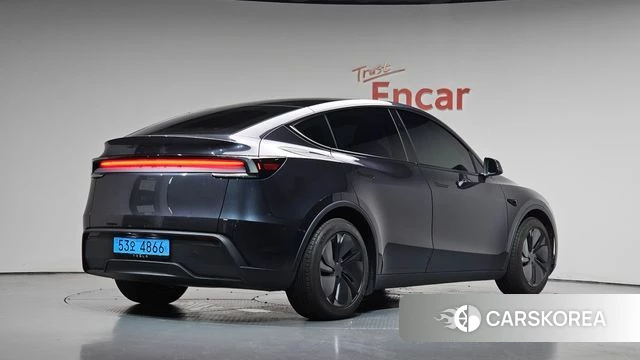 Tesla Model Y 2026 Серый из Кореи