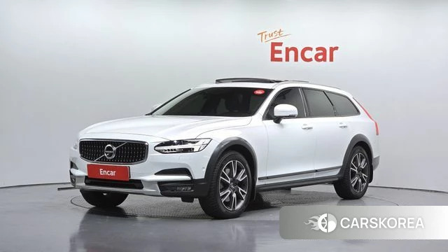 Volvo V90 Cross-Country 2018 Белый из Кореи