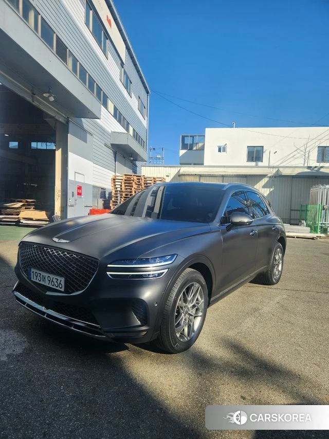 Genesis GV70 2024 Серебристо-серый из Кореи