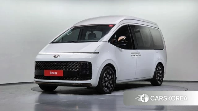 Hyundai Staria 2022 Белый из Кореи